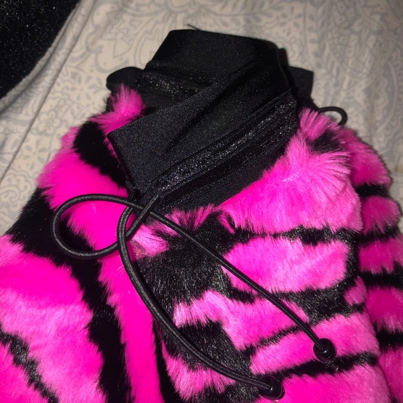 Fluffies and Fluffy Leg Warmers - Picture 2 of 4